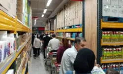 Nilüfer’de yeni açılan zincir market izdihama neden oldu