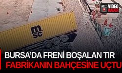 Bursa’da freni boşalan tır fabrikanın bahçesine uçtu