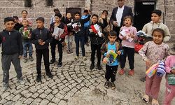 Çocukların Gülüşüne Umut Yolculuğu...