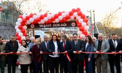 Gemlik’te “Yaşam Sokağı” Açıldı