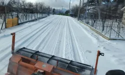 Bursa Osmangazi'nin yüksek kesimlerinde kar nöbeti