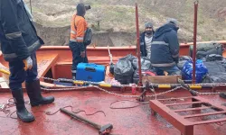 Karaya oturan Türk gemisinin mürettebatı tahliye edildi