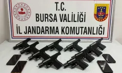 Bursa Gemlik'te ruhsatsız silah operasyonu: 4 tutuklama