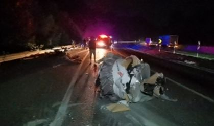 Gaz pedalı takılı kalan TIR dehşet saçtı; 1 ölü