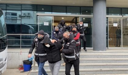 Bursa'da şafak operasyonunda 11 kişi adliyeye sevk edildi