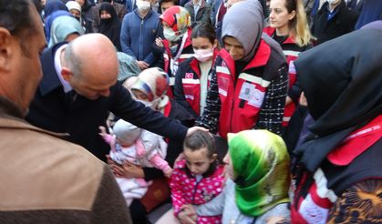 Bakan Soylu ağlayan şehit kızını böyle teselli etti!