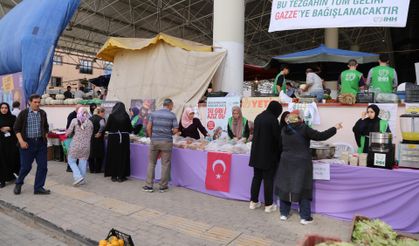 Bursa’da bu tezgahın geliri Gazze’ye bağışlandı