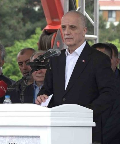 TÜRK-İŞ Genel Başkanı Atalay: "İşçilerin yeni bir anayasaya ihtiyacı var"