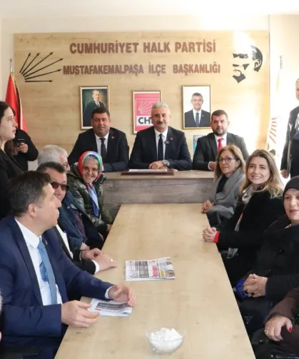 CHP Bursa'dan Mustafakemalpaşa'da saha çalışması