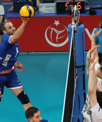 Bursa Büyükşehirli Efeler'den üst üste üçüncü galibiyet