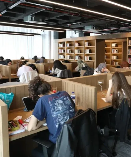 Bursa İnegöl'de Nöbetçi Kitaphaneler 816 bin kişiye hizmet verdi