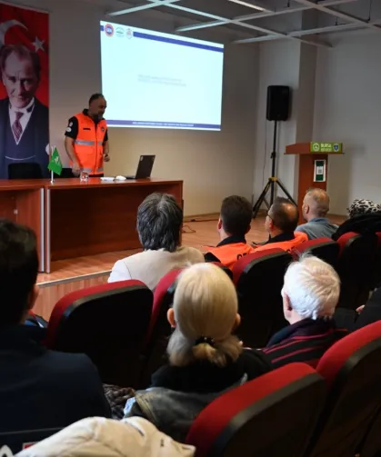 Bursa Kent Konseyi afetle mücadele ediyor