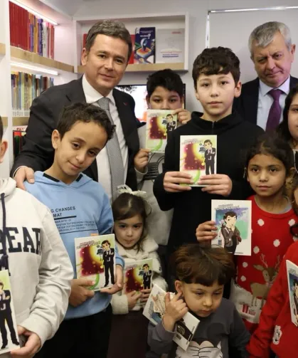 Bursa Osmangazi'de Yeni Gezici Kütüphane hizmete başladı