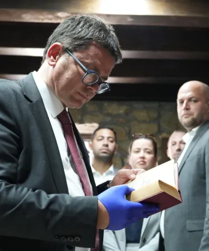 Bursa Osmangazi'den Tanpınar'a 24 yıllık vefa