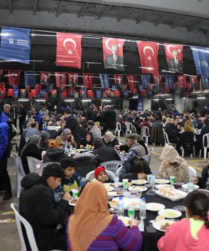 Bursa'da Ramazan, Büyükşehir'le bir başka yaşanıyor
