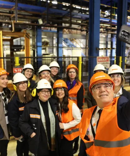 Bursa'da Başkan Bozbey'den kadın emekçilere anlamlı ziyaret