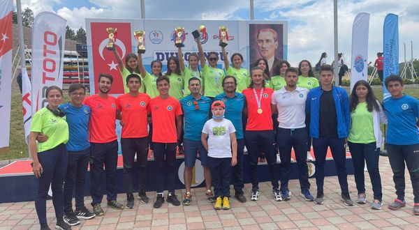 Bursa Büyükşehir Belediyespor, Durgunsu Kano Türkiye Kupası’nda 24 madalya kazandı