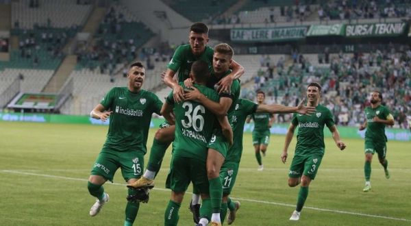 Bursaspor hazırlık maçında Fatih Karagümrük’le karşılaşacak