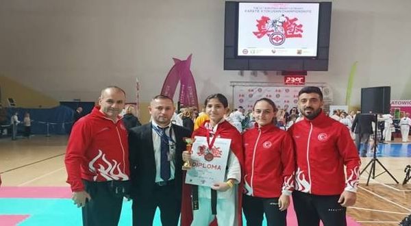 Yıldırım Belediyesi Jimnastik Spor Kulübü sporcusu Edanur Kışlak Avrupa üçüncüsü