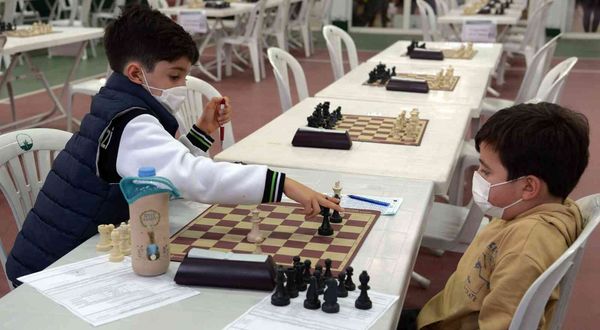 Osmangazi’de satranç heyecanı devam ediyor