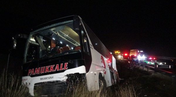 Gemlik yolunda otobüs yoldan çıktı, 36 yolcu ölümden döndü!