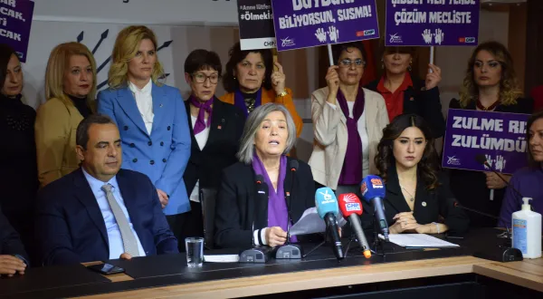 CHP ve Gelecek Partisi Bursa İl Kadın Kollarından ortak açıklama