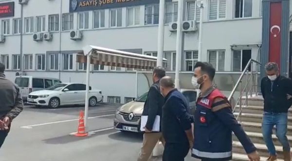 Bursa’da kuyumculara sahte altın satışı yapan 4 kişi yakalandı