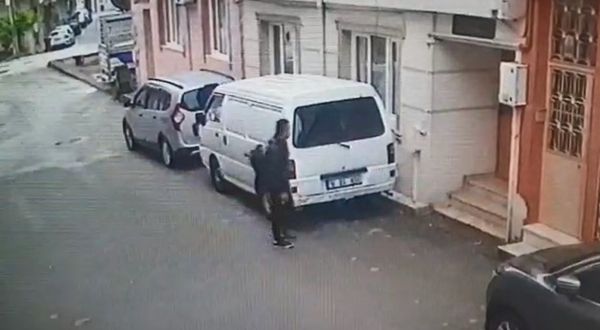 Otomobil hırsızı yakayı ele verdi