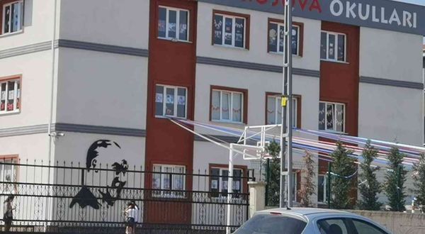 Bursa’da okulun camından düşen öğrenci ağır yaralandı!