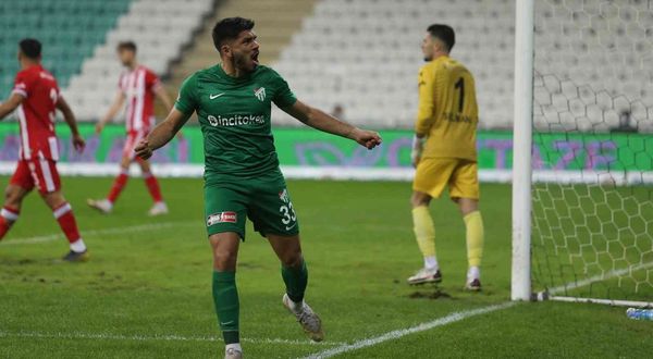Nicolas Zalazar Bursaspor’a veda etti