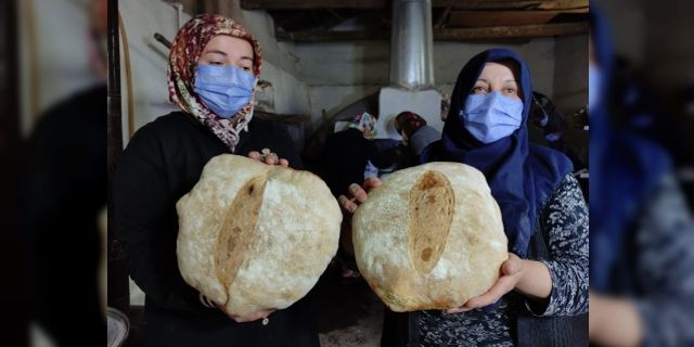 Köyün kadınları ekmek satarak 1,5 milyon liralık cami için katkıda bulundu