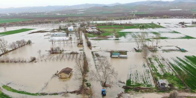 Bursa’da 35 bin dönüm arazi sular altında kaldı!