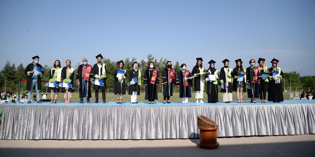 Ziraat Fakültesi’nde mezuniyet coşkusu