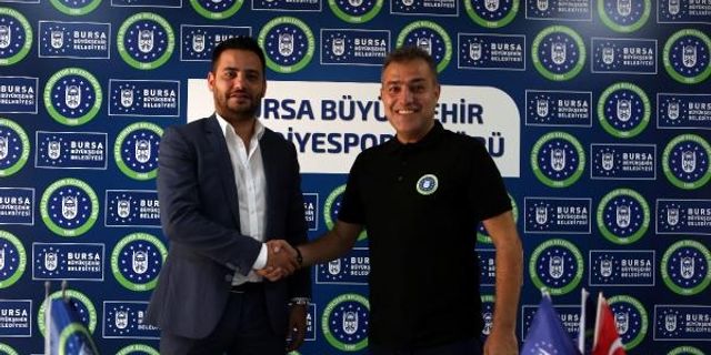 Bursa Büyükşehir Belediyespor'da başantrenör Levent Zoroğlu imzayı attı
