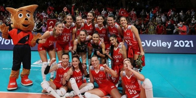 Filenin Sultanları Avrupa Voleybol Şampiyonası’nda 3. oldu!