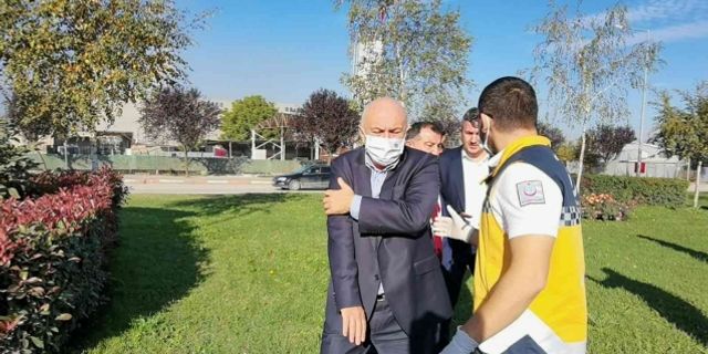 İnegöl Belediye başkan yardımcısı ve daire müdürü kazada yaralandı