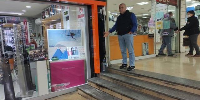 Bursa’da onlarca dükkânın bulunduğu çarşıda korku dolu anlar yaşandı