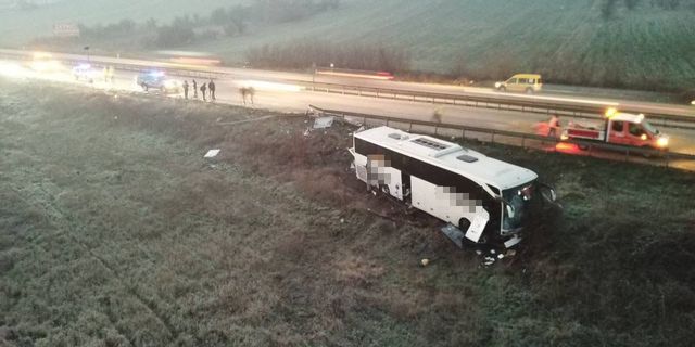 Bursa'da yolcu otobüsü kazası! 12 yaralı...