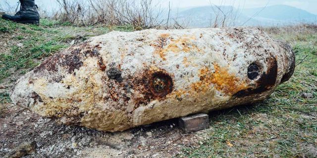 2.Dünya Savaşı'ndan kalma bombalar böyle patlatıldı