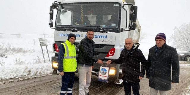 Karda çalışan personele gıda takviyesi yapıldı