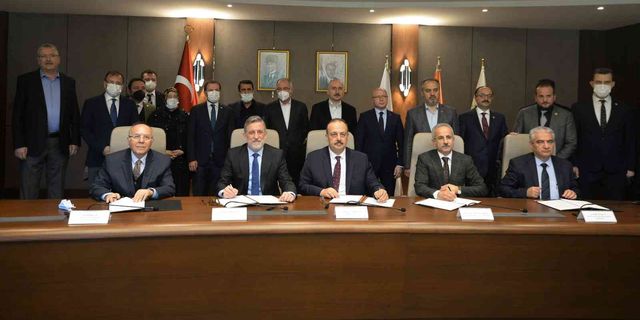 TEKNOSAB otoyol bağlantı kavşağında imzalar atıldı
