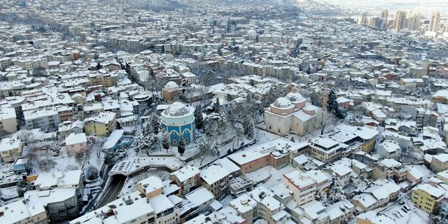 Bursa’nın muhteşem kar manzaraları böyle görüntülendi