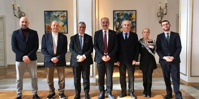 Başkan Türkyılmaz, Ankara'da Büyükelçilerle bir araya geldi