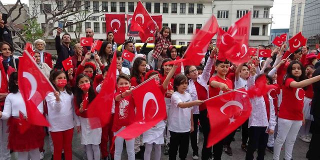 Bursa’da 23 Nisan kutlamaları coşkuyla başladı