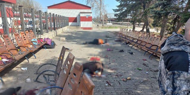 Tren istasyonuna saldırı: 30 ölü, 100’den fazla yaralı!