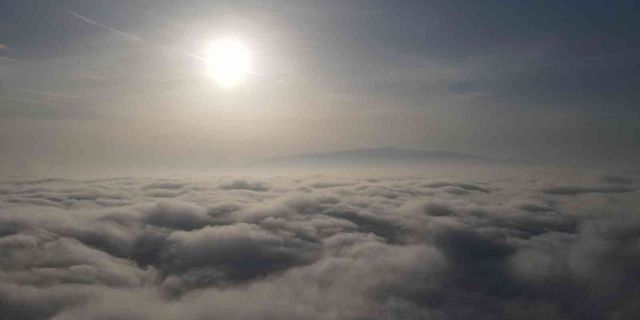 Bursa'da bulutların üzeri böyle görüntülendi