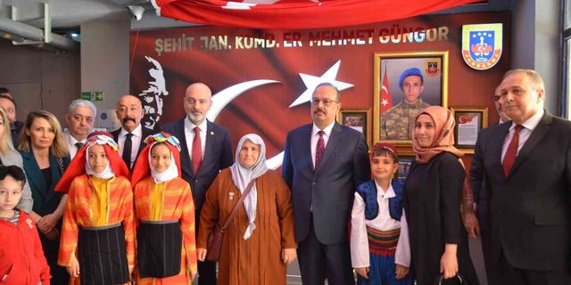 Şehit Mehmet Güngör Okulu şehit köşesi açıldı