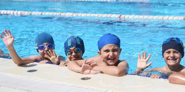 Çocuklar tatilin tadını Büyükşehir Belediyesi Yaz Spor Okullarında çıkarıyor
