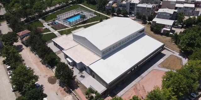 Mimar Sinan Spor Kompleksi açılışa gün sayıyor