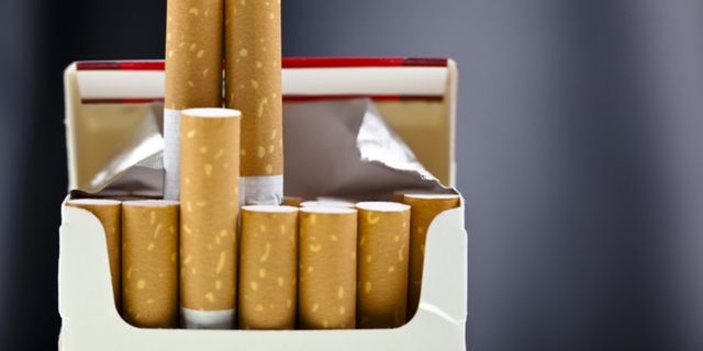 Sigaraya yarından itibaren geçerli olmak üzere bir zam daha geldi!